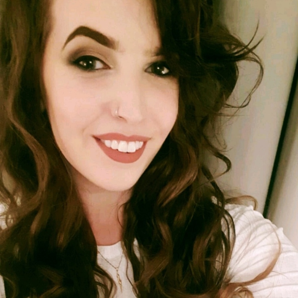 Meet your Posher, Hanna